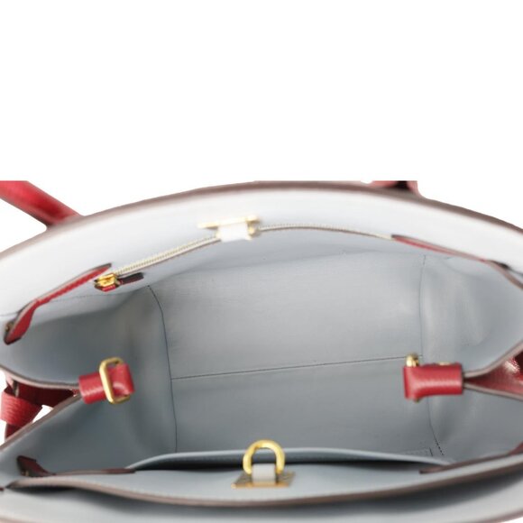 Louis Vuitton  Milla PM Veau Nuage Leather Shoulder Bag Red - Picture 12 of 14